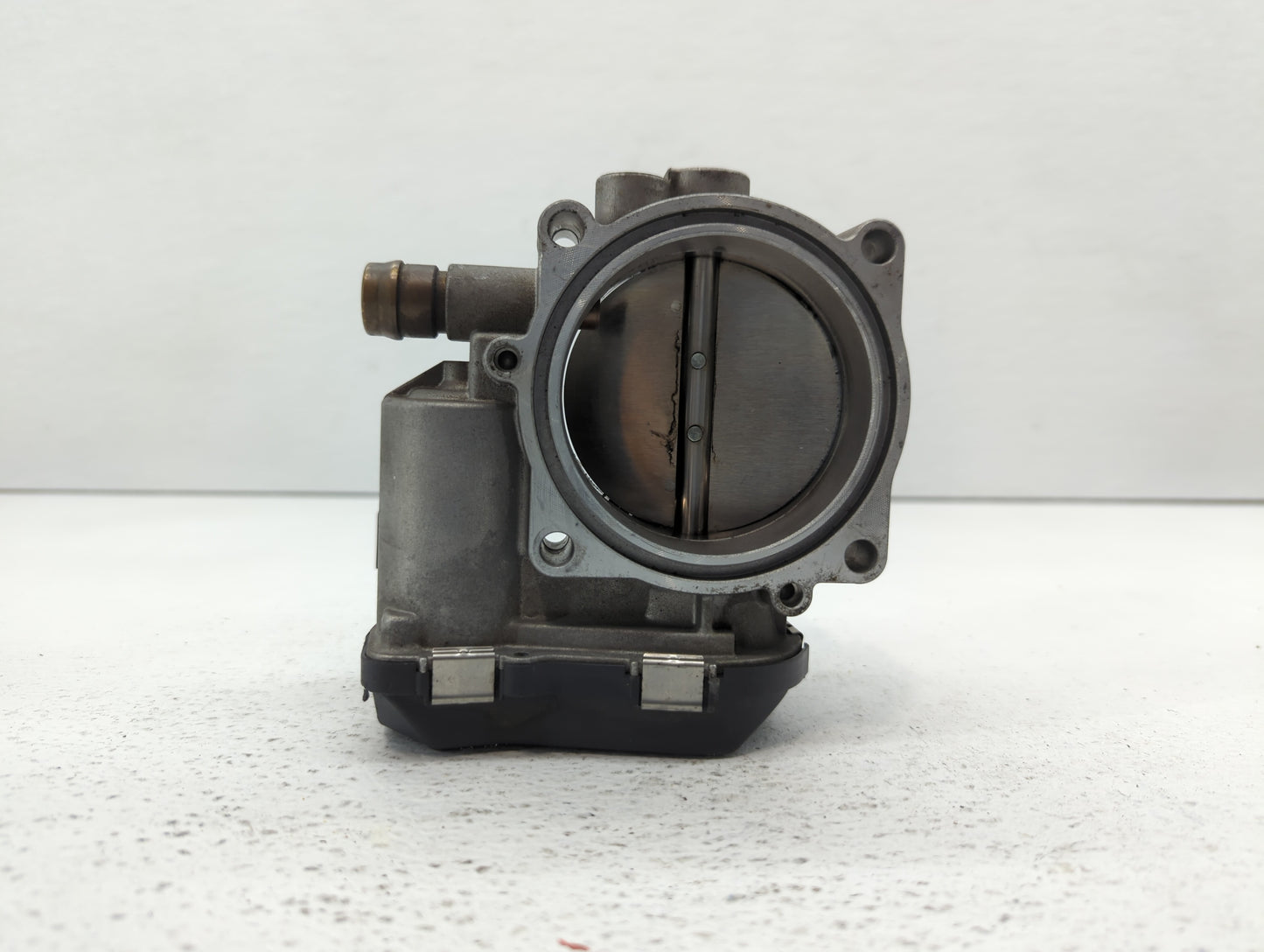 2010-2017 Bmw 535i Throttle Body P/N:1354 7597871-01 1354 7597871-03 Fits OEM Used Auto Parts - Oemusedautoparts1.com