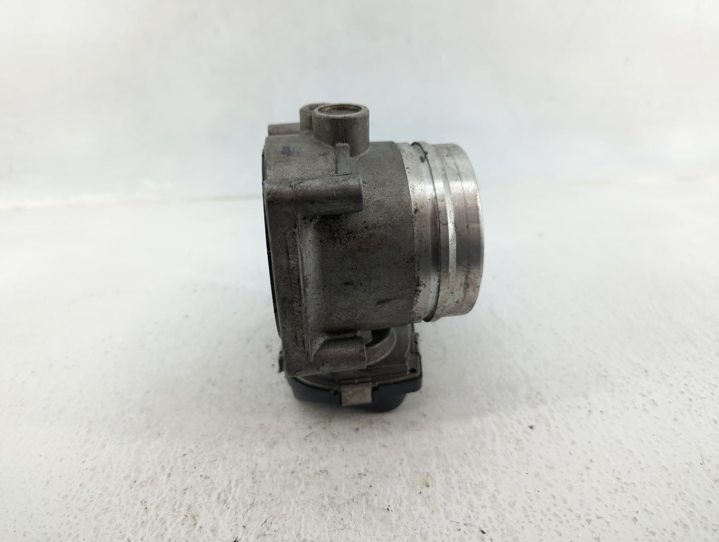 2010-2017 Bmw 535i Throttle Body P/N:1354 7597871-03 Fits Fits 2010 2011 2012 2013 2014 2015 2016 2017 2018 2019 2020 OEM Us