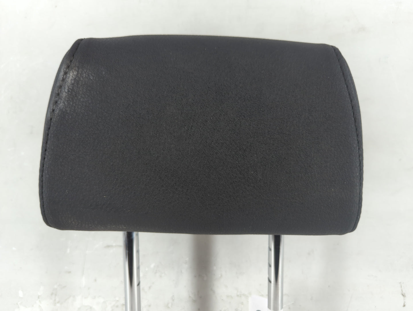 2014 Bmw 535i Headrest Head Rest Rear Seat Fits OEM Used Auto Parts - Oemusedautoparts1.com
