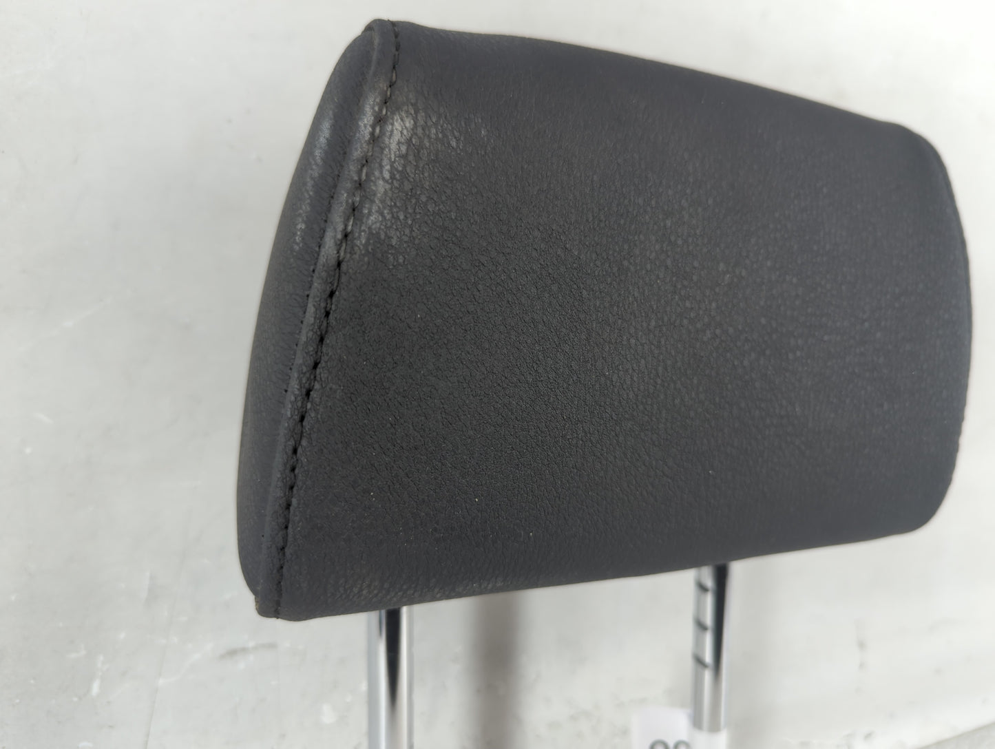 2014 Bmw 535i Headrest Head Rest Rear Seat Fits OEM Used Auto Parts - Oemusedautoparts1.com