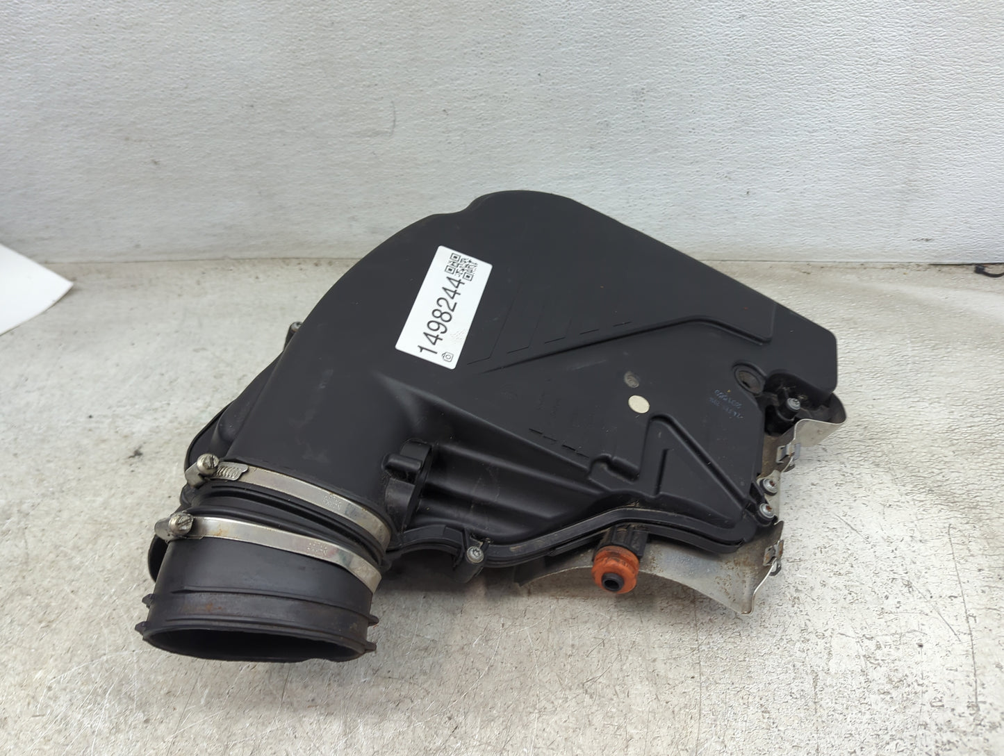 2014-2016 Bmw 550i Air Cleaner Intake-duct Hose Tube 1498244 - Oemusedautoparts1.com