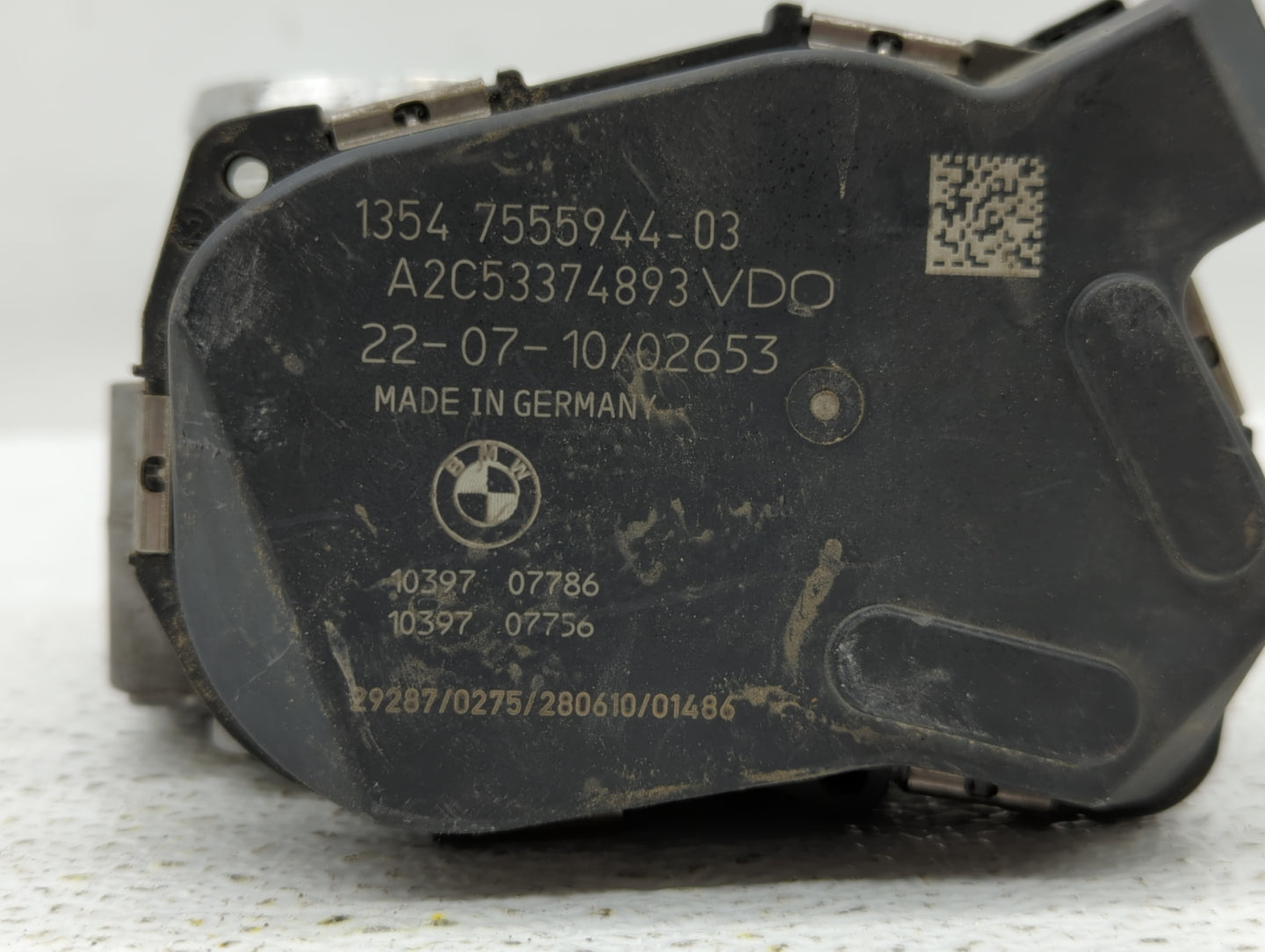 2010-2016 Bmw 550i Throttle Body P/N:7555944-03 7 555 944 Fits Fits 2008 2009 2010 2011 2012 2013 2014 2015 2016 2017 2018 O