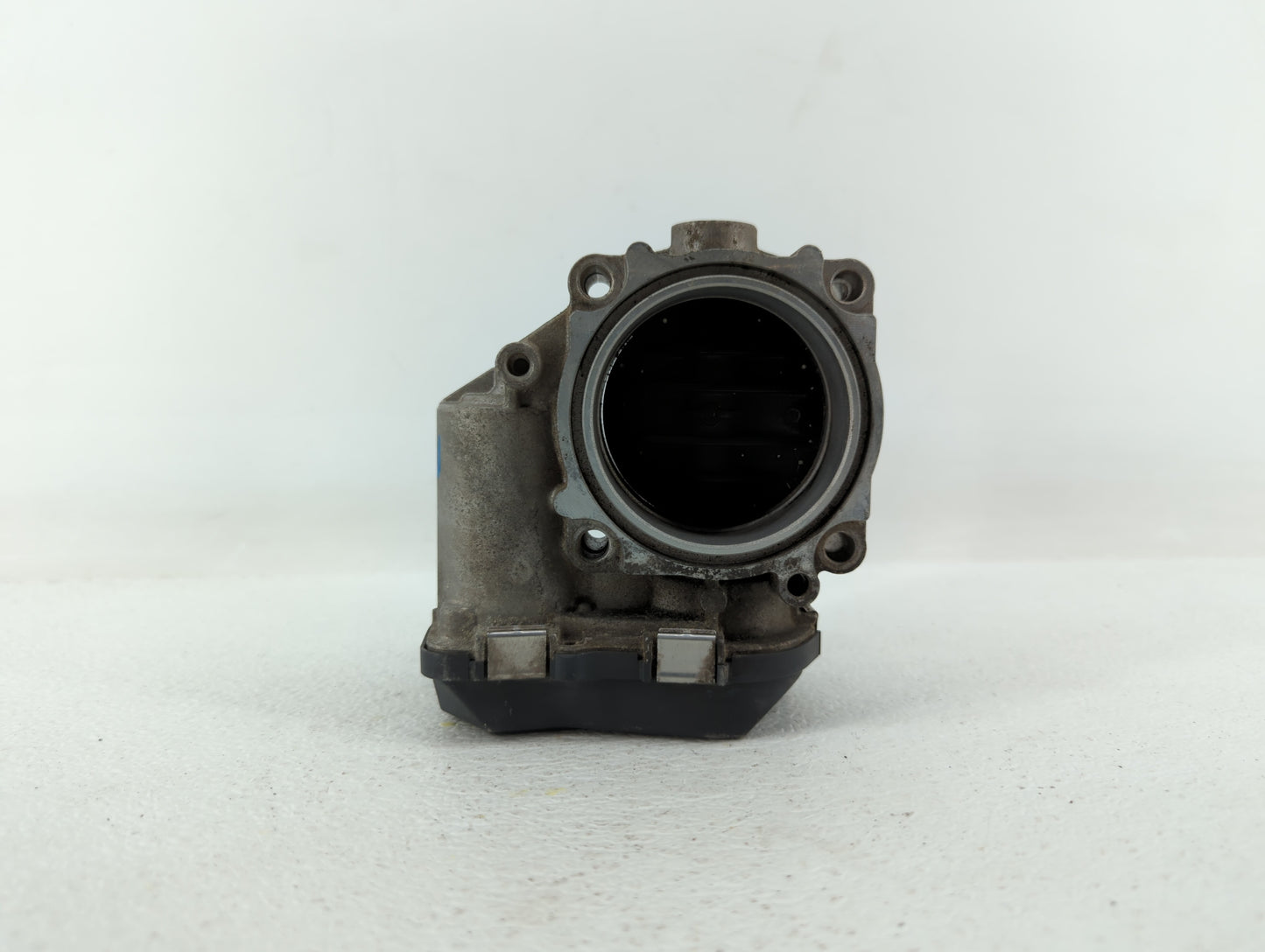 2010-2016 Bmw 550i Throttle Body P/N:7555944-03 7 555 944 Fits Fits 2008 2009 2010 2011 2012 2013 2014 2015 2016 2017 2018 O