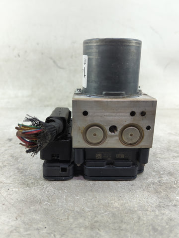 2013-2015 Bmw 740 ABS Pump Control Module Replacement P/N:3451 6869404-01 3452 6869403-01 Fits OEM Used Auto Parts