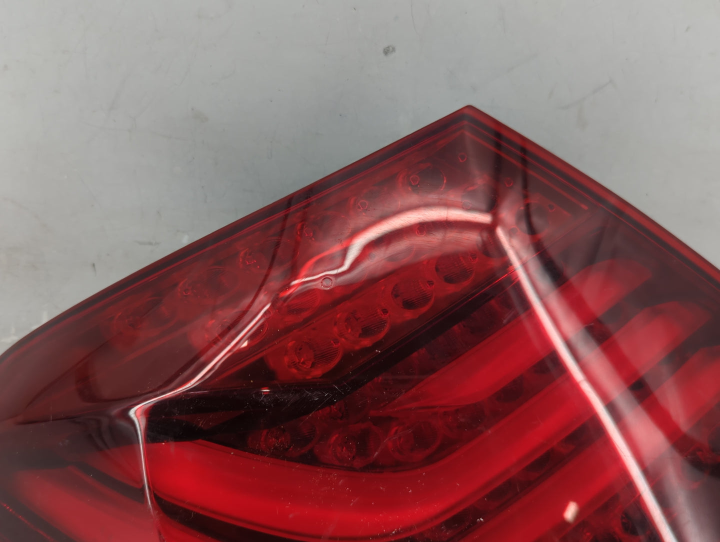 2013-2015 Bmw 750 Tail Light Assembly Driver Left OEM P/N:7300269 27020508 Fits Fits 2013 2014 2015 OEM Used Auto Parts - Oe