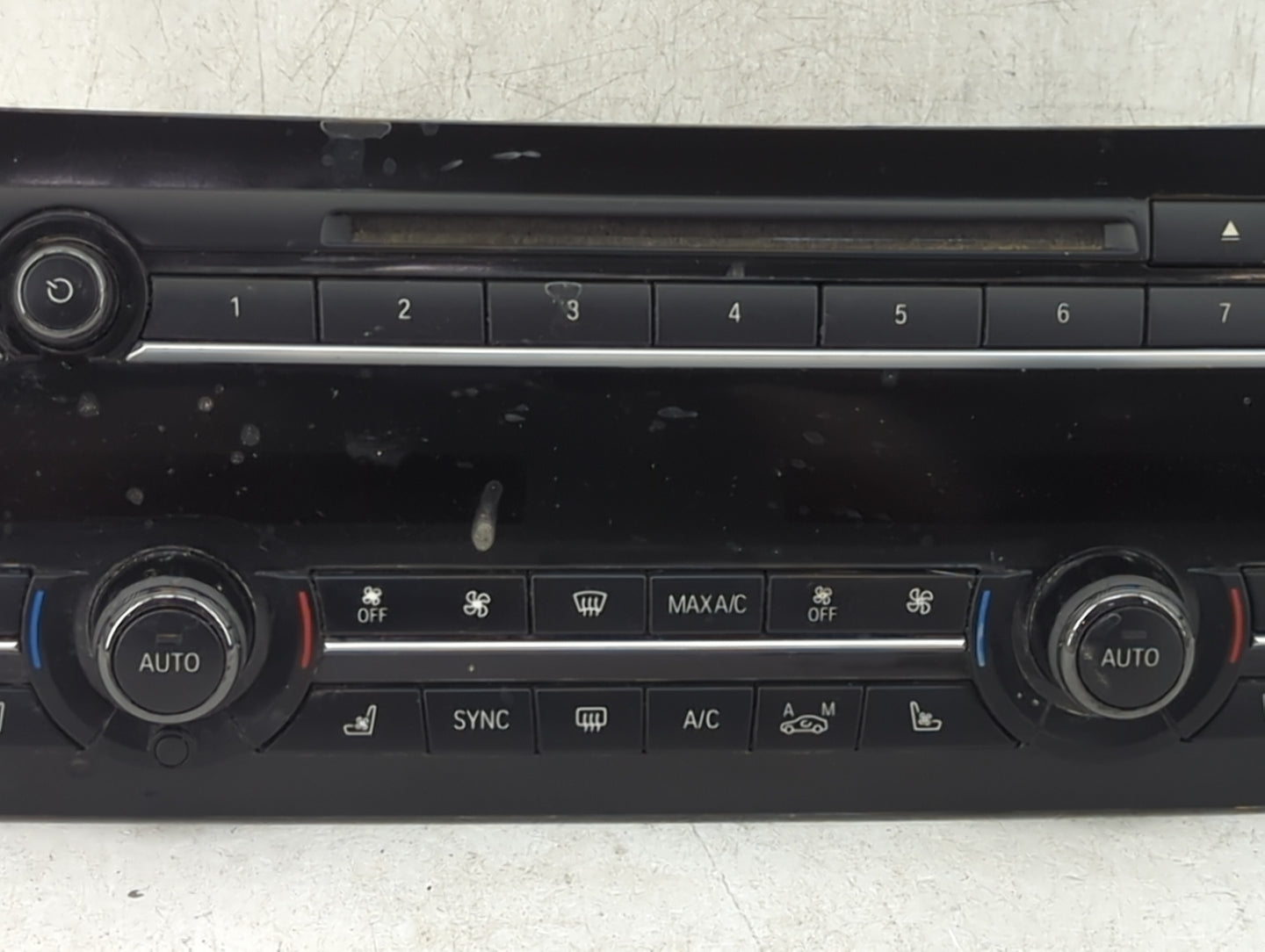 2014 Bmw 750 Climate Control Module Temperature AC/Heater Replacement P/N:9331882-01 9331882 Fits OEM Used Auto Parts - Oemu