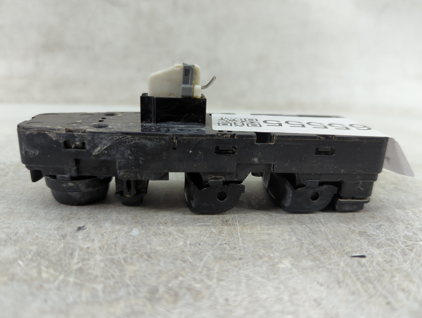 2014 Bmw 750 Master Power Window Switch Replacement Driver Side Left Fits OEM Used Auto Parts - Oemusedautoparts1.com