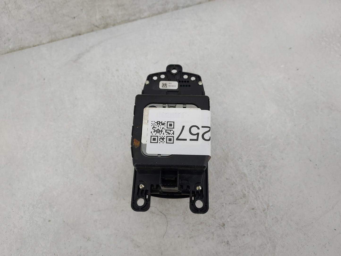 2014 Bmw 750 Radio Control Panel - Oemusedautoparts1.com