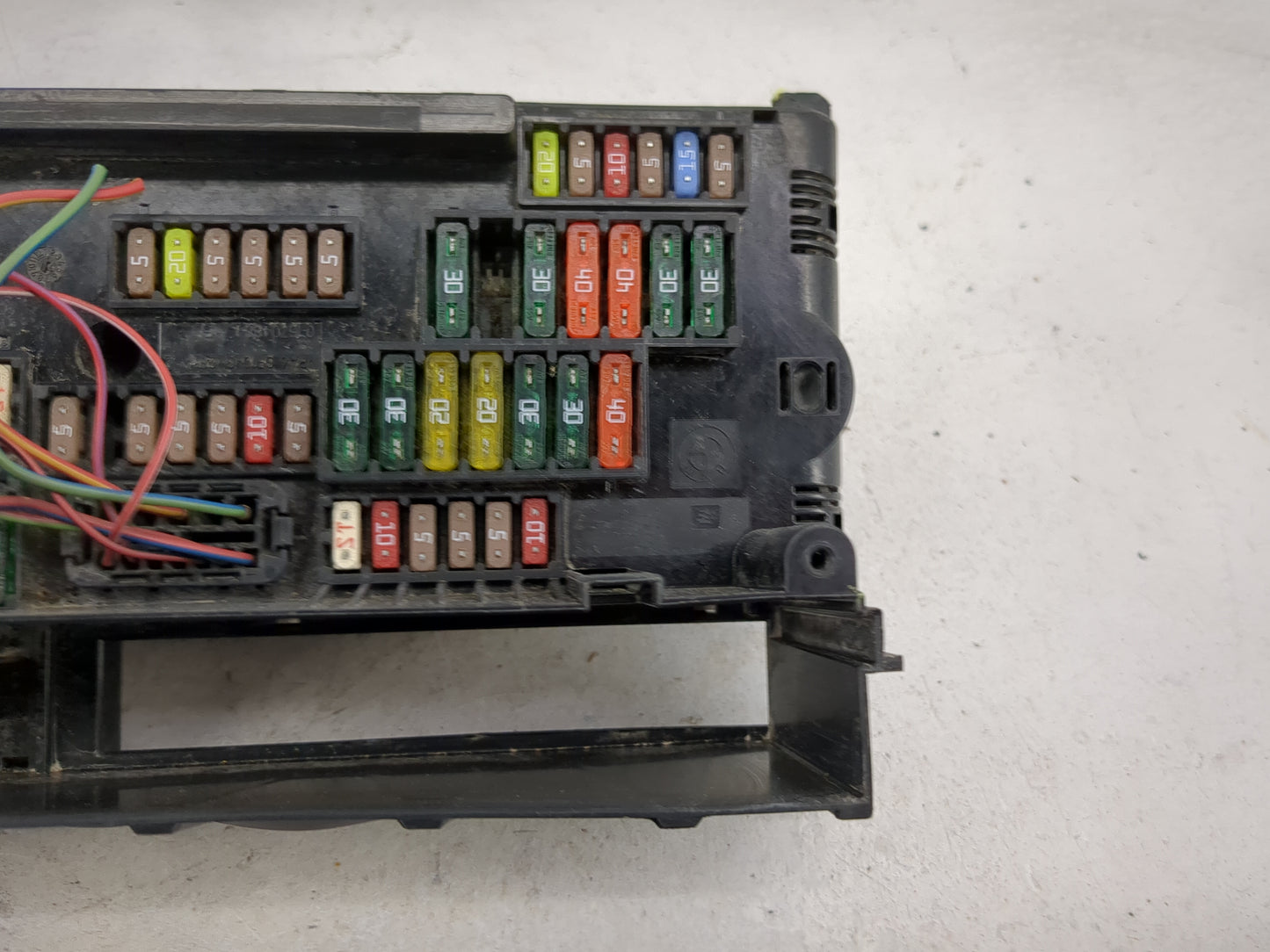 2013-2015 Bmw 750 Fusebox Fuse Box Panel Relay Module P/N:0-1670487-1 Fits Fits 2012 2013 2014 2015 2016 2017 OEM Used Auto 
