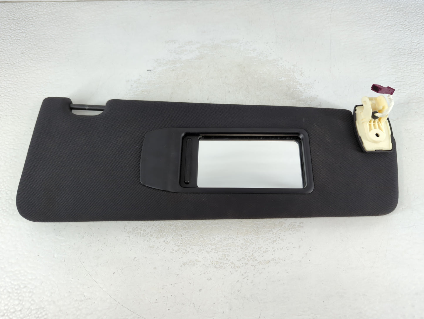 2009-2015 Bmw 750i Sun Visor Shade Replacement Passenger Right Mirror Fits Fits 2009 2010 2011 2012 2013 2014 2015 OEM Used 