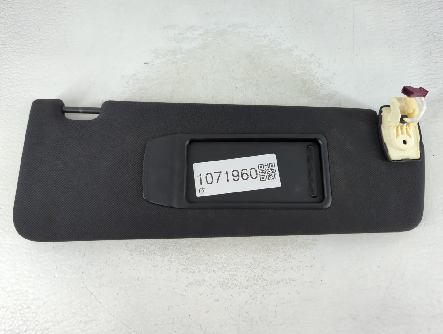 2009-2015 Bmw 750i Sun Visor Shade Replacement Passenger Right Mirror Fits Fits 2009 2010 2011 2012 2013 2014 2015 OEM Used 