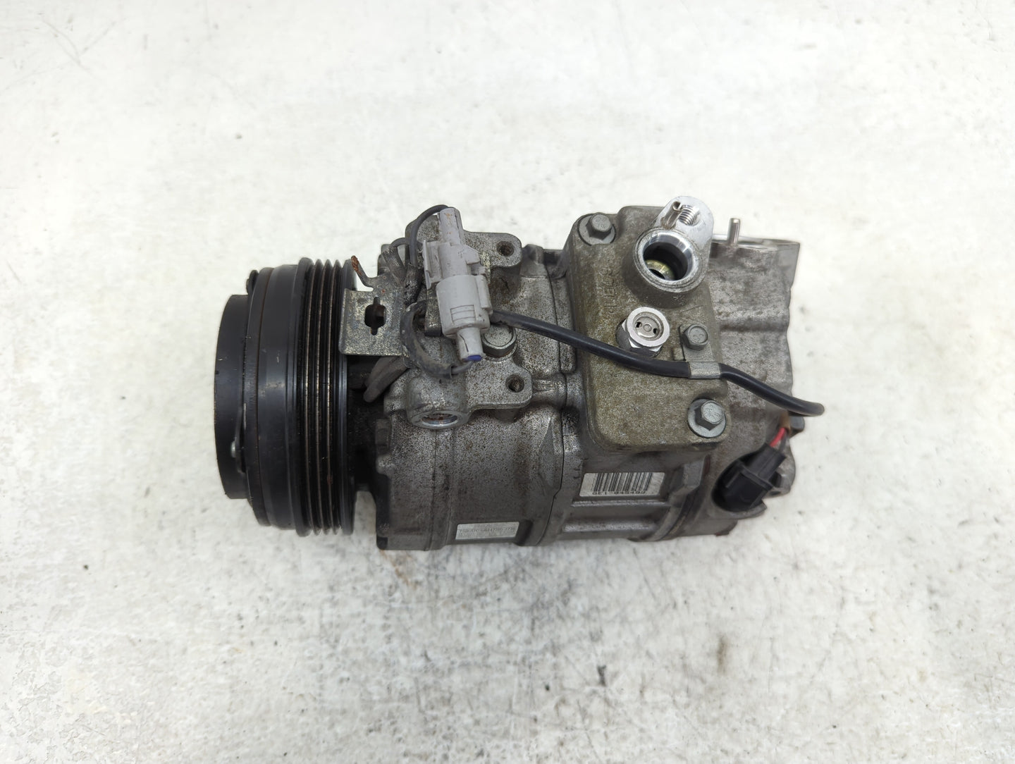 2009-2015 Bmw 750i Air Conditioning A/c Ac Compressor Oem - Oemusedautoparts1.com
