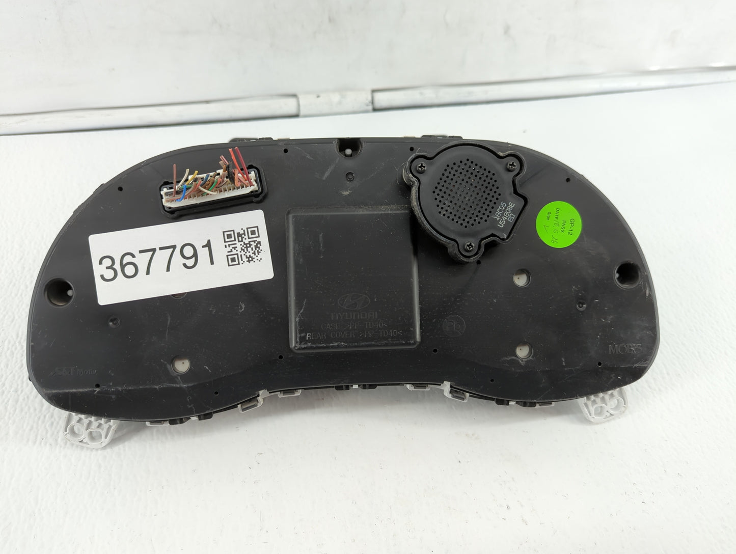 2014 Bmw 750i Instrument Cluster Speedometer Gauges P/N:94011J9080 Fits Fits 2004 2005 OEM Used Auto Parts - Oemusedautopart