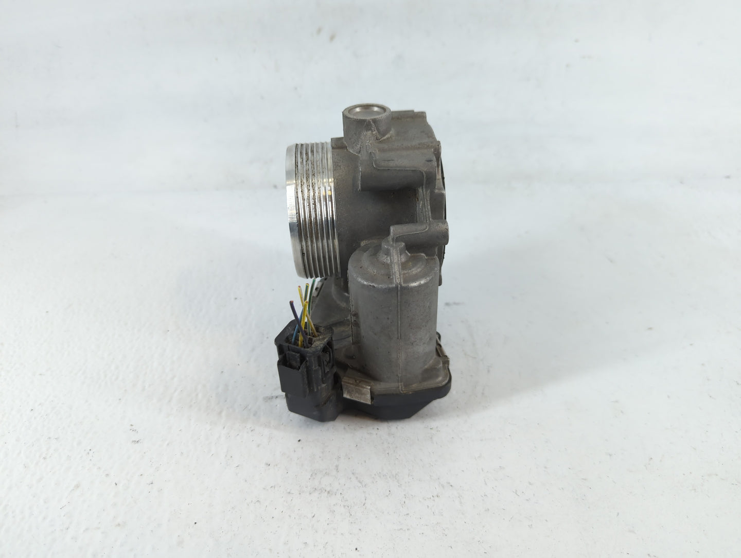 2014 Bmw 750i Throttle Body P/N:A2C83914800 1354 7555944-05 Fits OEM Used Auto Parts - Oemusedautoparts1.com