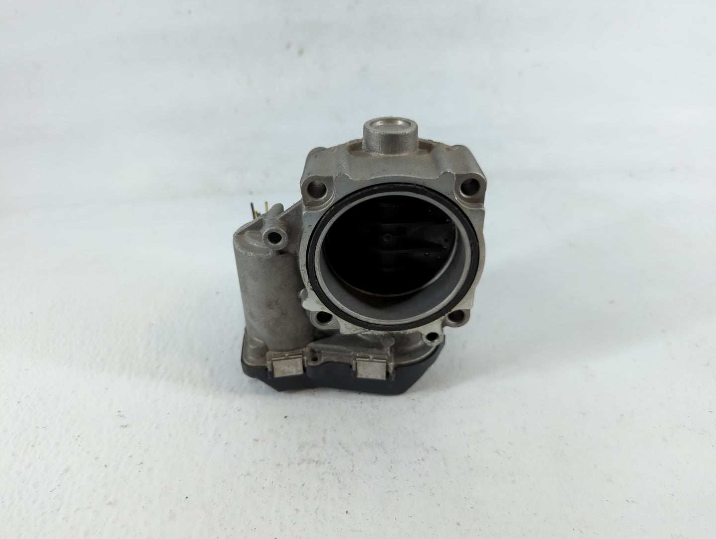 2014 Bmw 750i Throttle Body P/N:A2C83914800 1354 7555944-05 Fits OEM Used Auto Parts - Oemusedautoparts1.com