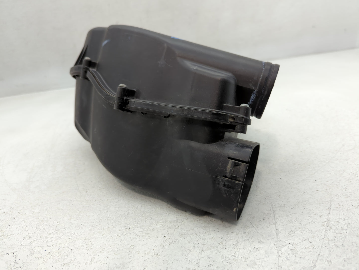 2013-2015 Bmw 750i Air Cleaner Intake-duct Hose Tube - Oemusedautoparts1.com