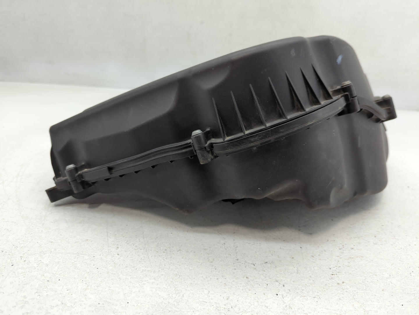 2013-2015 Bmw 750i Air Cleaner Intake-duct Hose Tube - Oemusedautoparts1.com