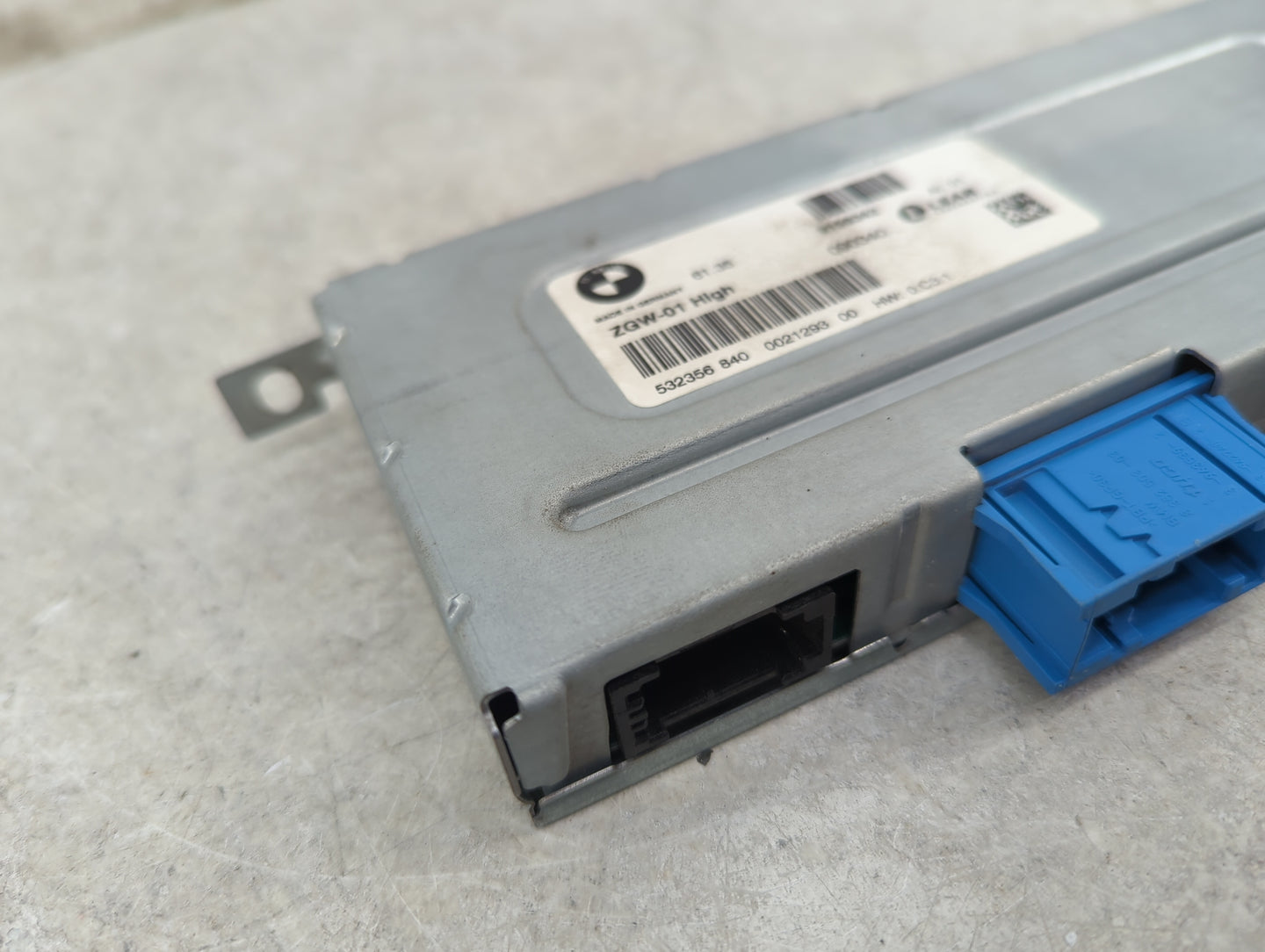 Bmw 750li Gateway Control Module - Oemusedautoparts1.com