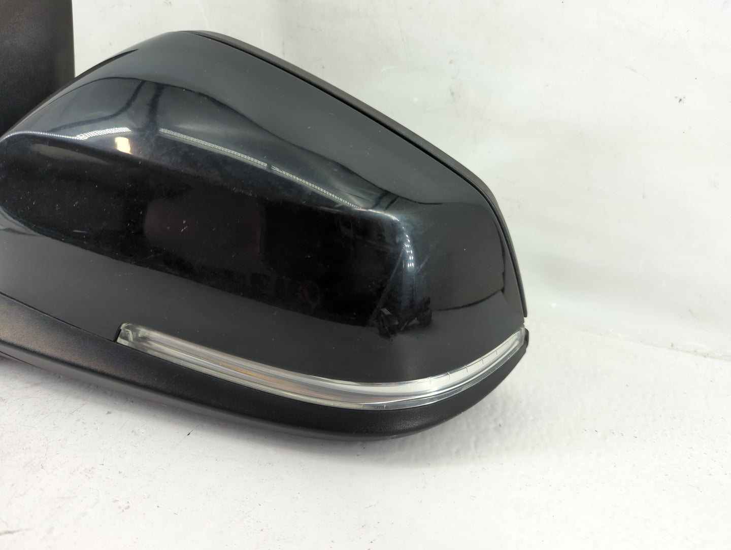 2013-2015 Bmw X1 Driver Side View Mirror - Left Door Mirror OEM Used - Oemusedautoparts1.com