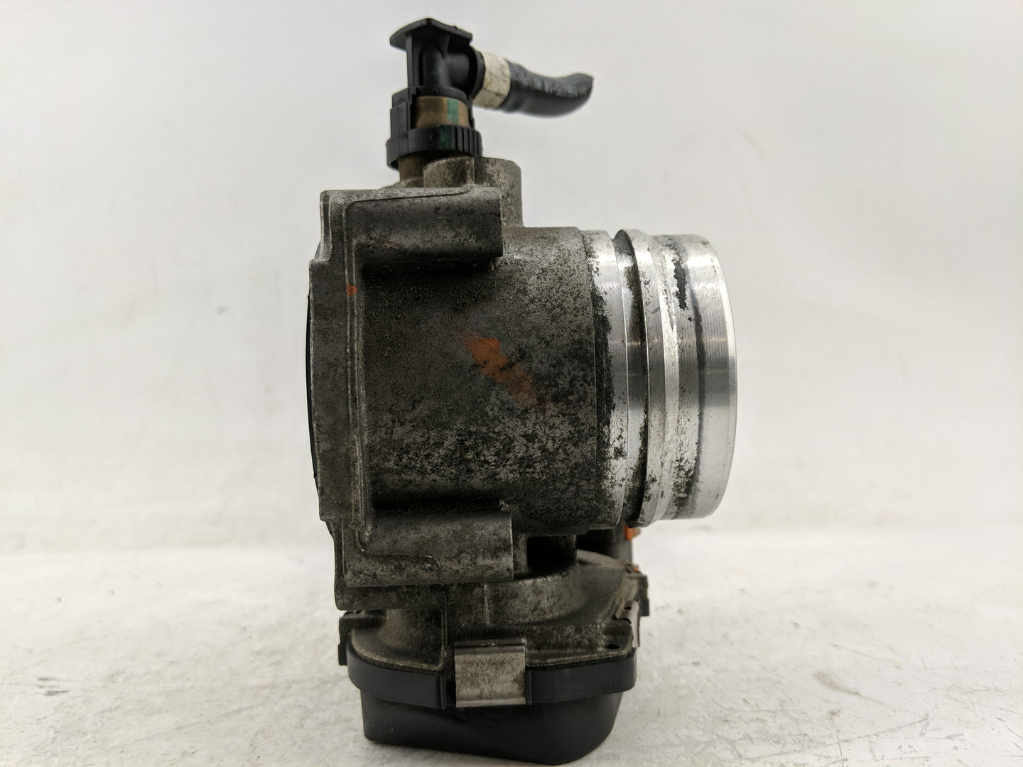 2012-2015 Bmw X1 Throttle Body P/N:A2C53355204 Fits Fits 2012 2013 2014 2015 2016 2017 2018 OEM Used Auto Parts - Oemusedaut