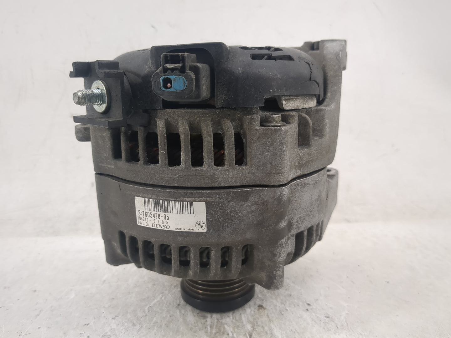 2012-2015 Bmw X1 Alternator Replacement Generator Charging Assembly Engine OEM P/N:7605061-05 104210-6404 Fits OEM Used Auto