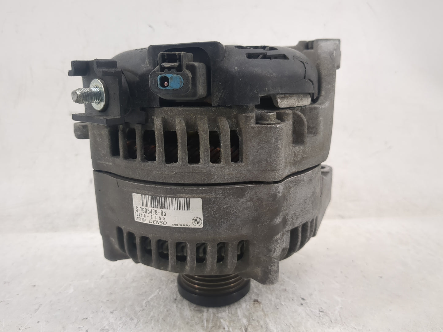 2012-2015 Bmw X1 Alternator Replacement Generator Charging Assembly Engine OEM P/N:7605061-05 104210-6404 Fits OEM Used Auto