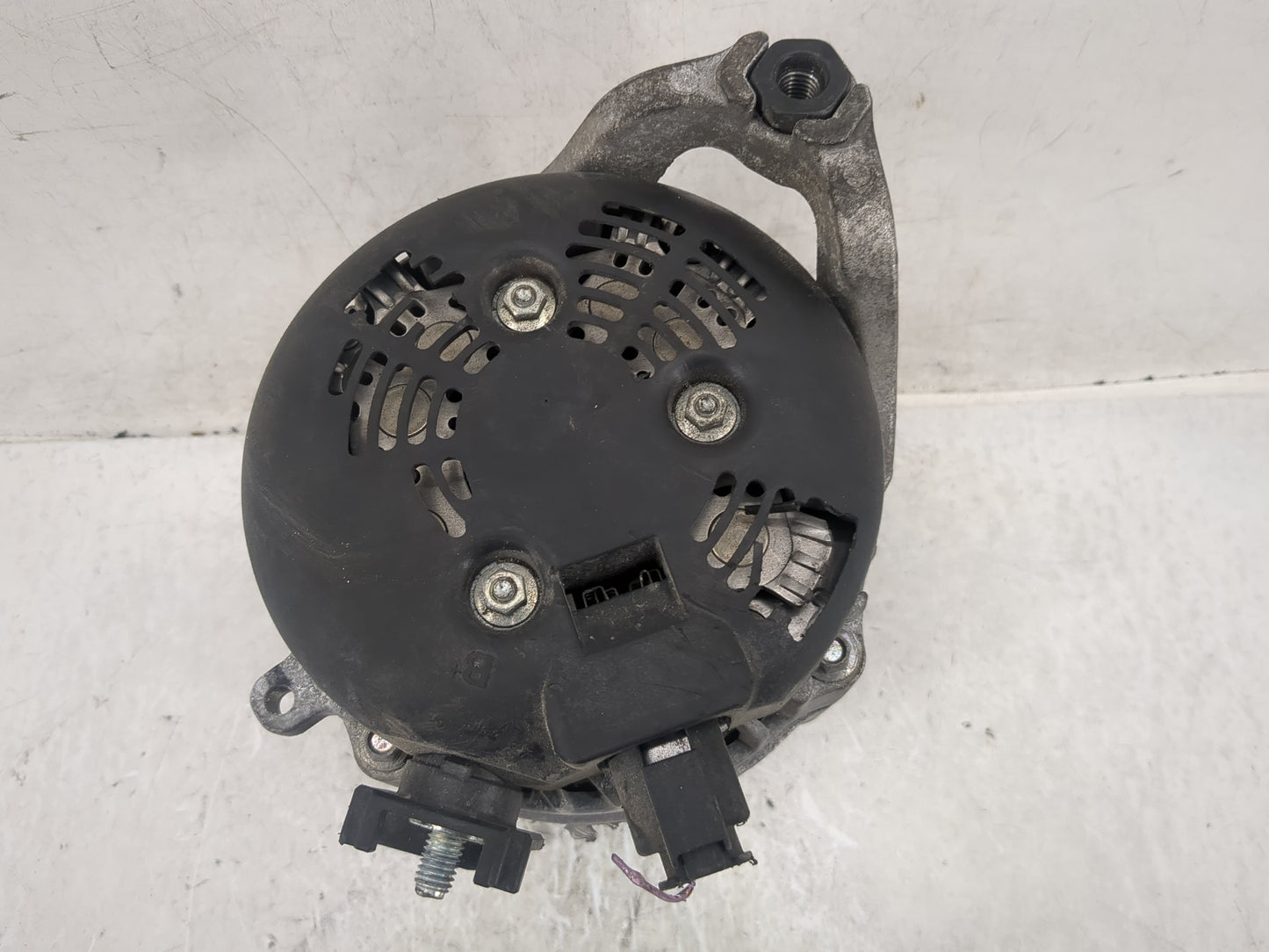 2012-2015 Bmw X1 Alternator Replacement Generator Charging Assembly Engine OEM P/N:7605061-05 104210-6404 Fits OEM Used Auto