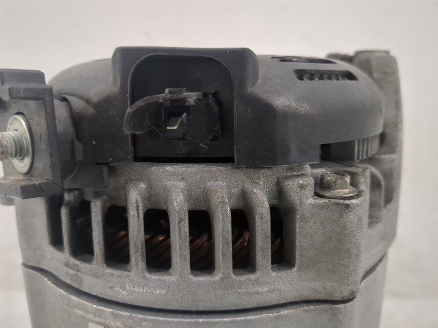 2012-2015 Bmw X1 Alternator Replacement Generator Charging Assembly Engine OEM P/N:104210-6406 7605061-06 Fits OEM Used Auto