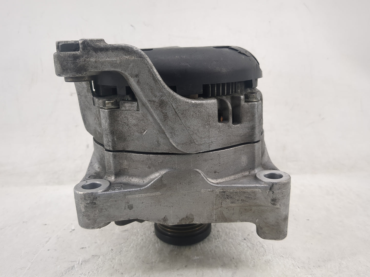 2012-2015 Bmw X1 Alternator Replacement Generator Charging Assembly Engine OEM P/N:104210-6406 7605061-06 Fits OEM Used Auto