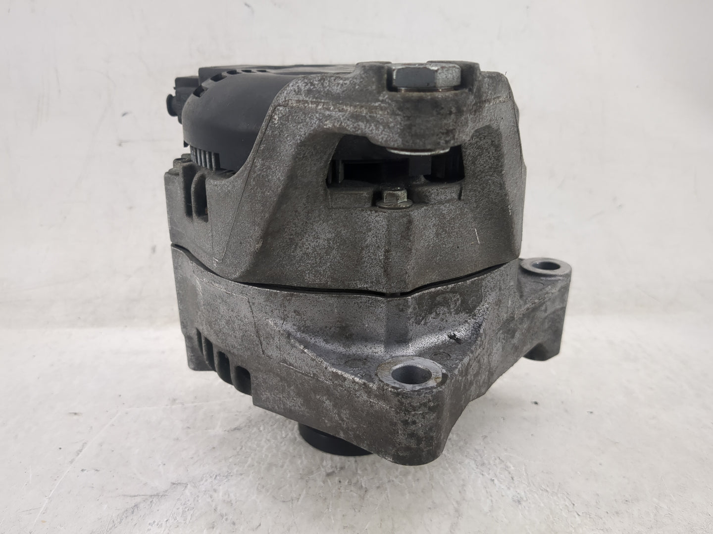 2012-2015 Bmw X1 Alternator Replacement Generator Charging Assembly Engine OEM P/N:104210-6393 7605478-03 Fits OEM Used Auto