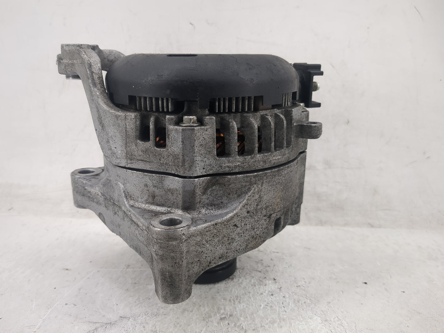 2012-2015 Bmw X1 Alternator Replacement Generator Charging Assembly Engine OEM P/N:104210-6404 7605061-04 Fits OEM Used Auto