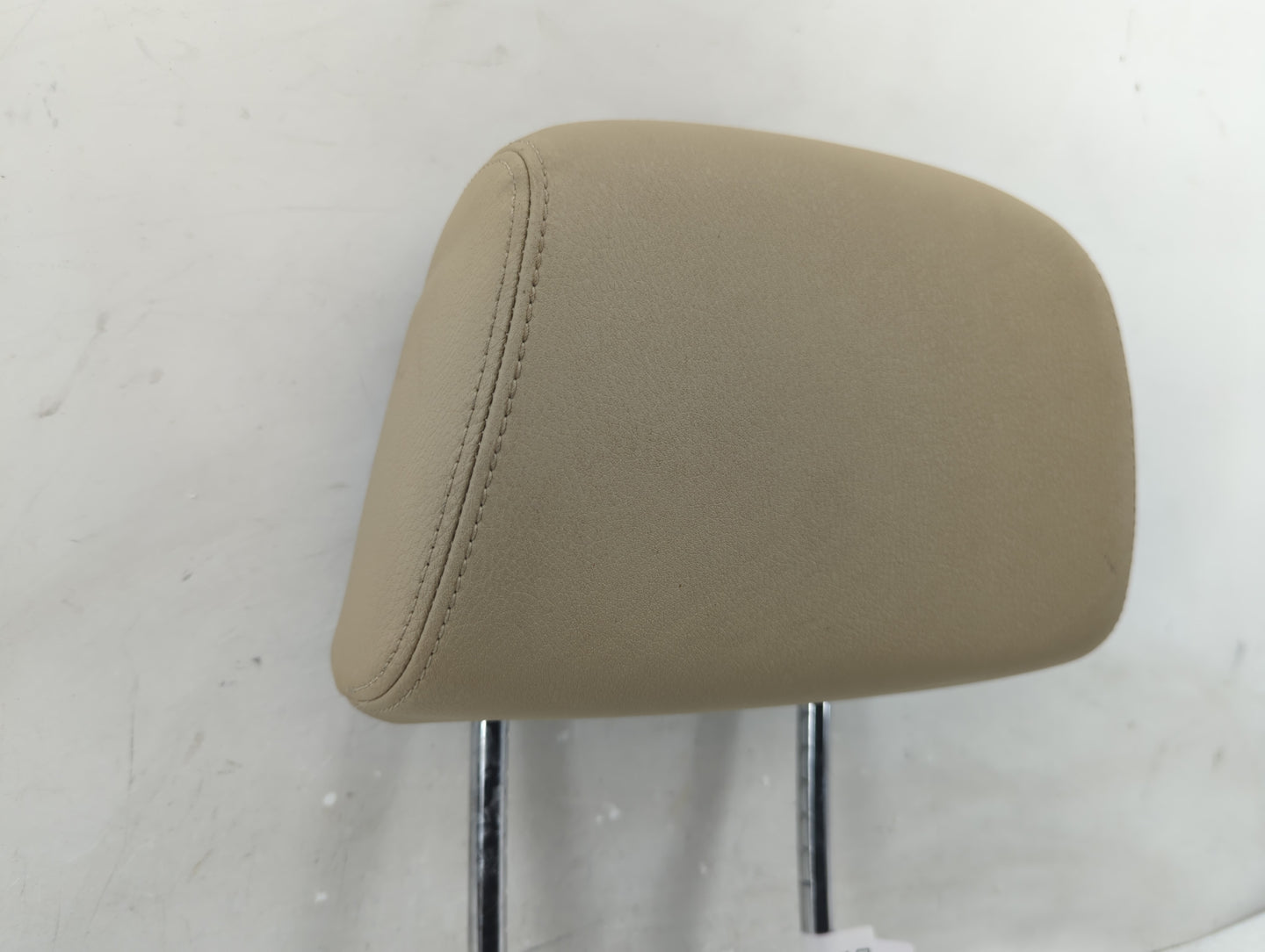 2012-2015 Bmw X1 Headrest Head Rest Rear Seat Fits Fits 2012 2013 2014 2015 OEM Used Auto Parts - Oemusedautoparts1.com