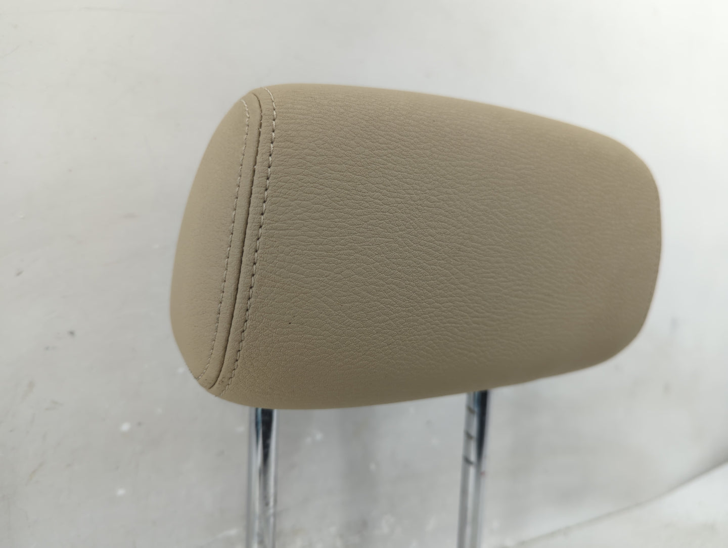 2014 Bmw X1 Headrest Head Rest Front Driver Passenger Seat Fits OEM Used Auto Parts - Oemusedautoparts1.com