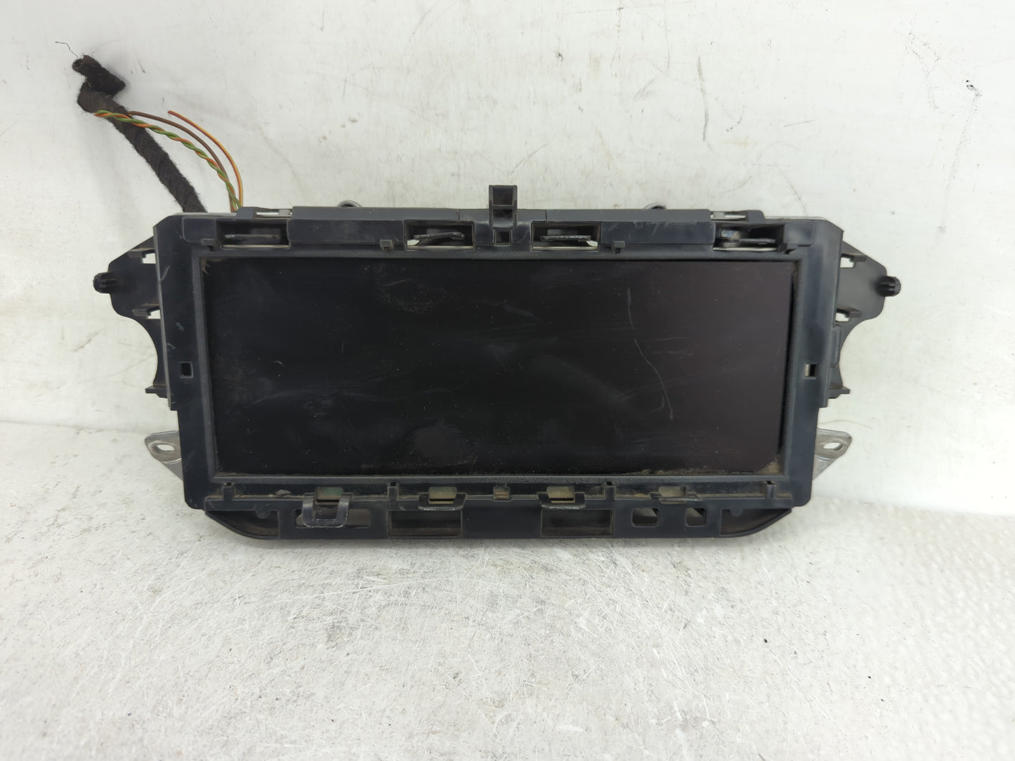 2013-2015 Bmw X1 Information Display Screen - Oemusedautoparts1.com
