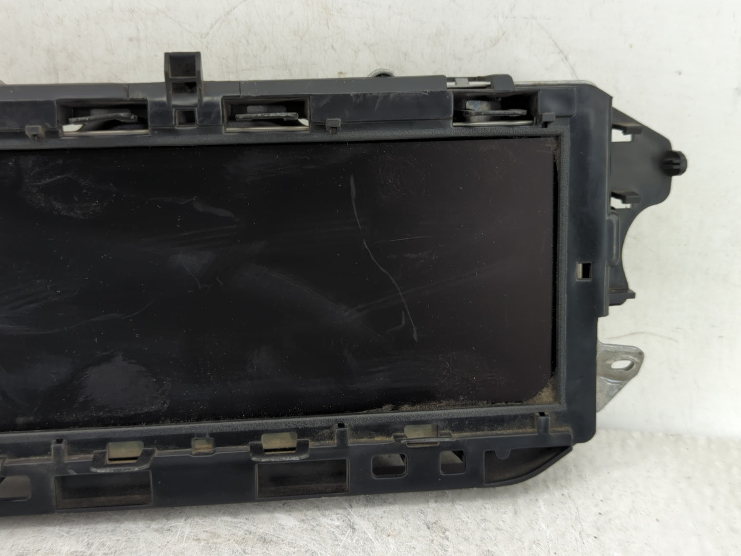 2013-2015 Bmw X1 Information Display Screen - Oemusedautoparts1.com