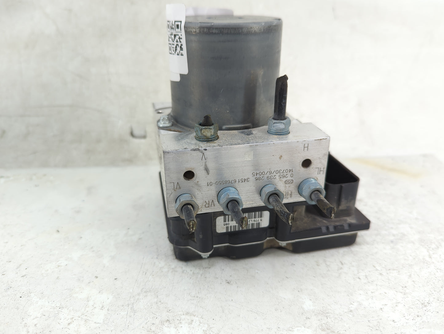 2013-2015 Bmw X1 ABS Pump Control Module Replacement P/N:6768550-01 Fits Fits 2013 2014 2015 OEM Used Auto Parts - Oemusedau