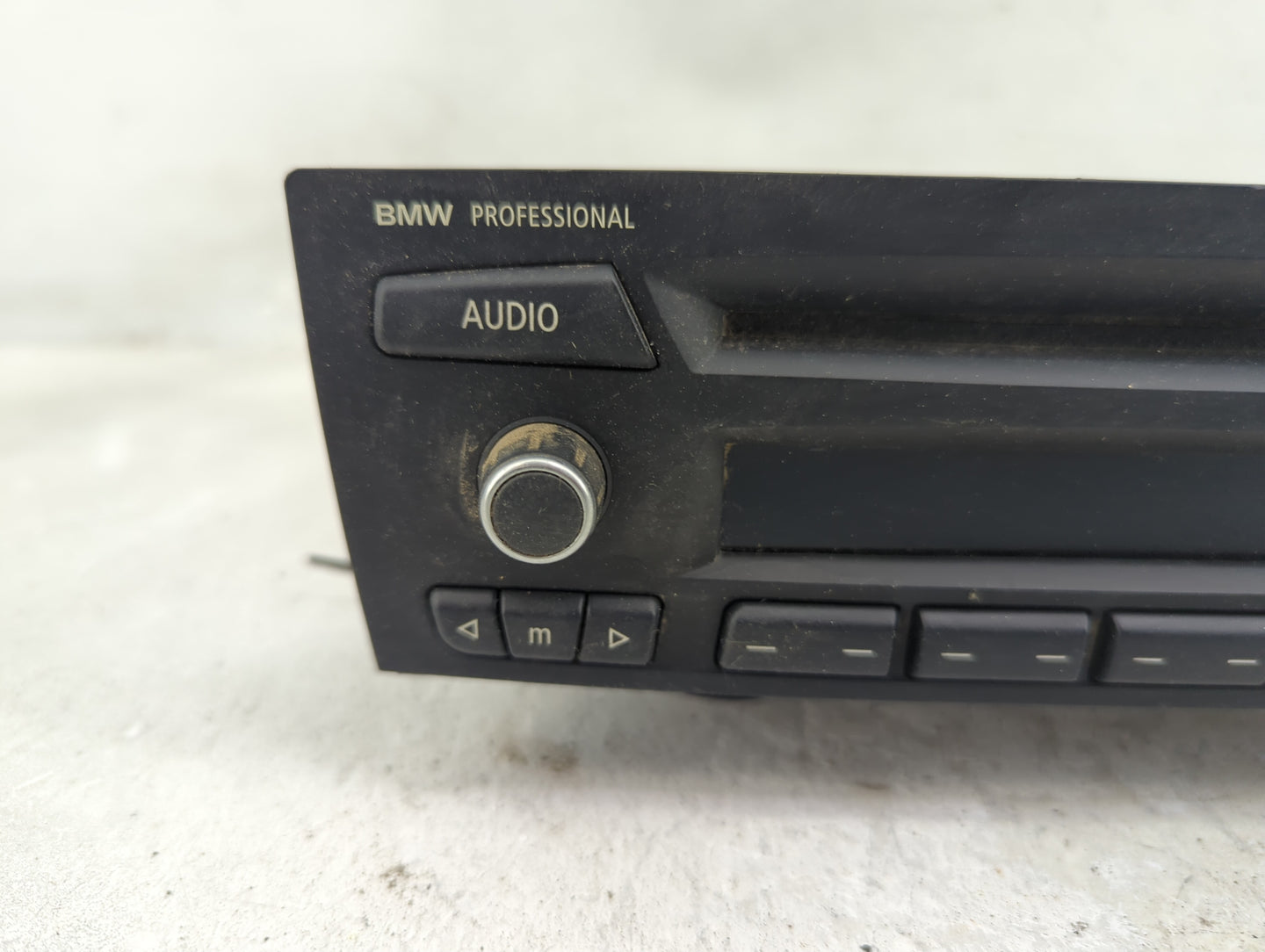 2012-2015 Bmw X1 Radio AM FM Cd Player Receiver Replacement P/N:9302163-01 VD1035D6229166 Fits Fits 2011 2012 2013 2014 2015