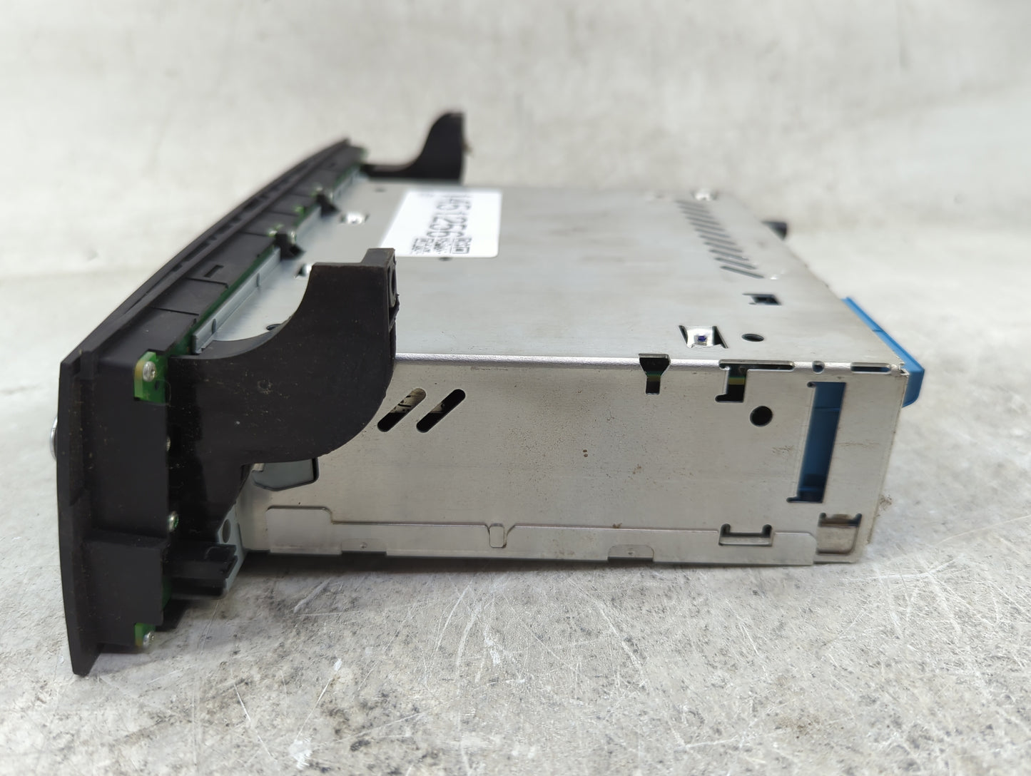 2012-2015 Bmw X1 Radio AM FM Cd Player Receiver Replacement P/N:9302163-01 65129302163-01 Fits OEM Used Auto Parts - Oemused