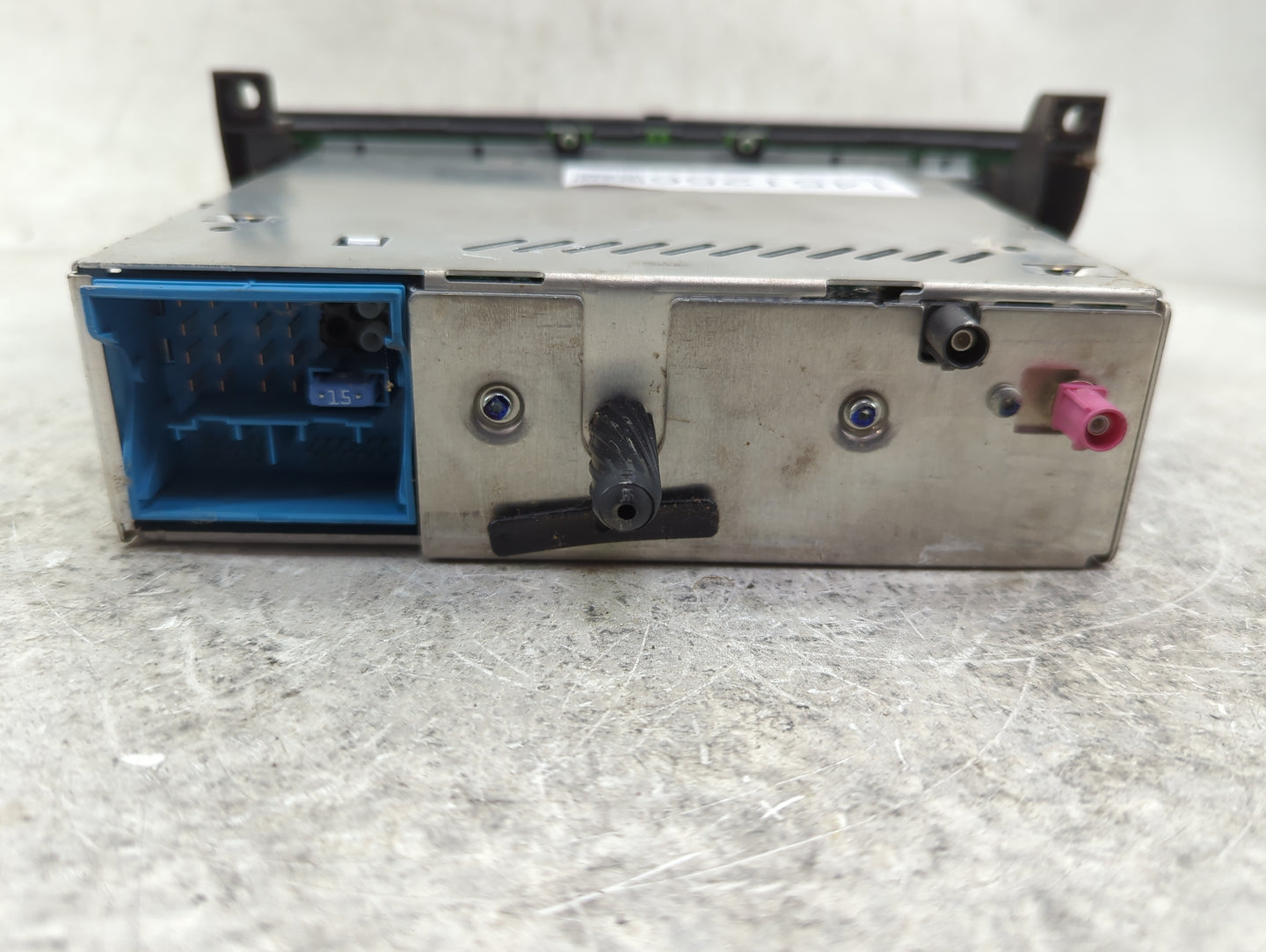 2012-2015 Bmw X1 Radio AM FM Cd Player Receiver Replacement P/N:9302163-01 65129302163-01 Fits OEM Used Auto Parts - Oemused