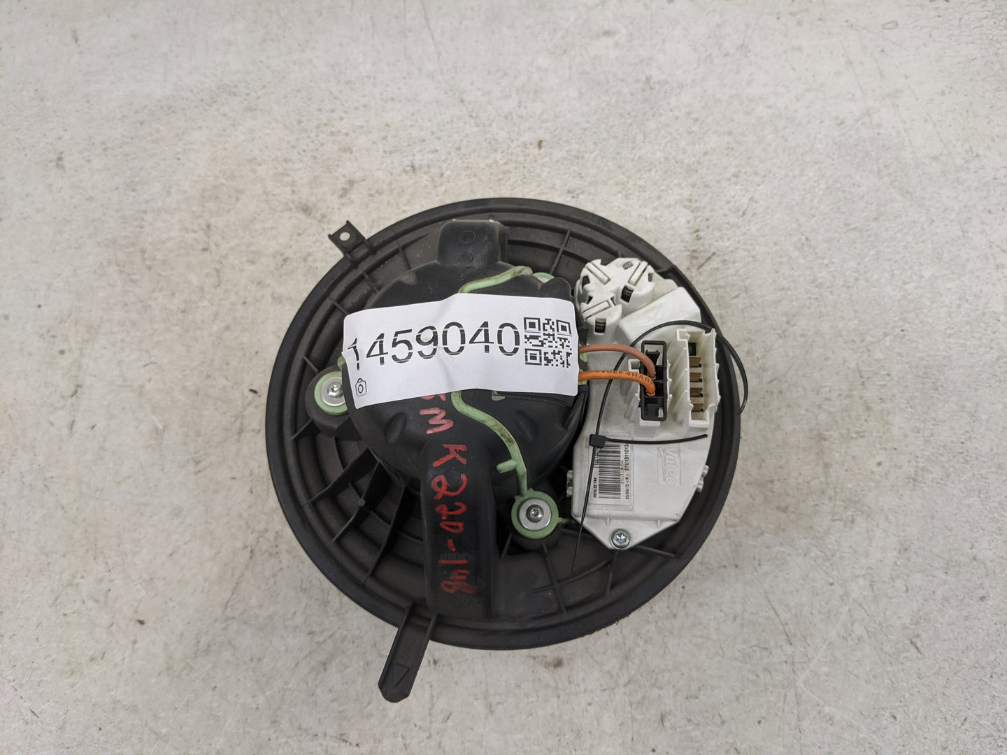 2012-2015 Bmw X1 Heater AC Blower Motor P/N:T1021327U 9928496 Fits OEM Used Auto Parts - Oemusedautoparts1.com