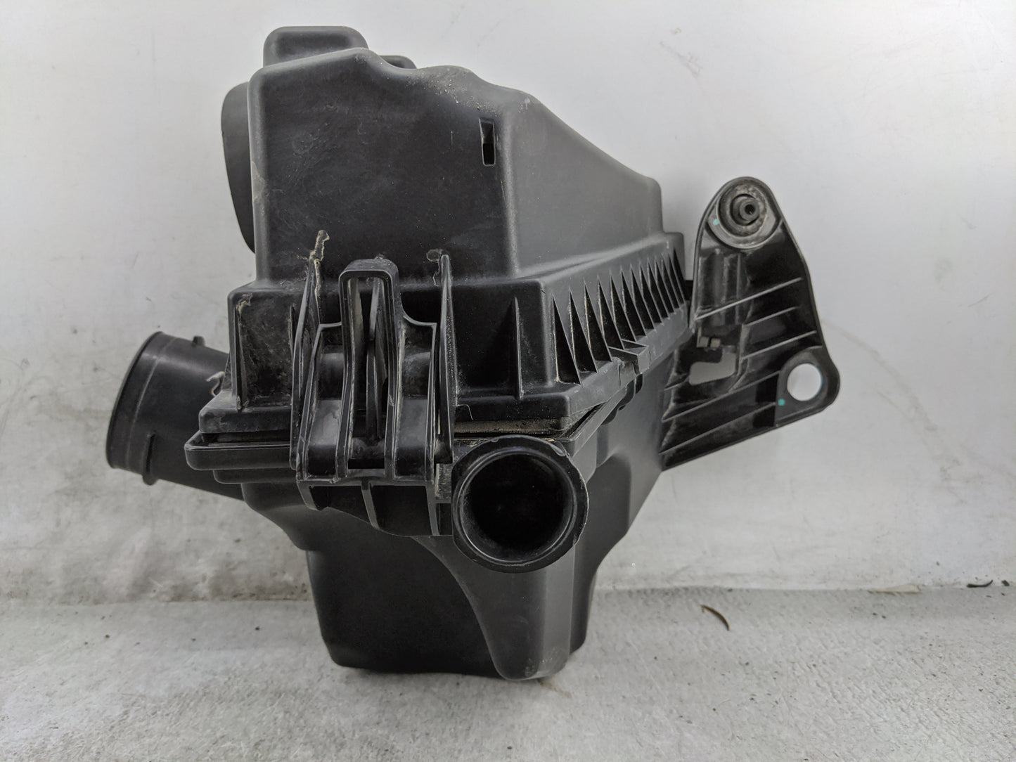 2012-2015 Bmw X1 Air Cleaner Intake-duct Hose Tube - Oemusedautoparts1.com
