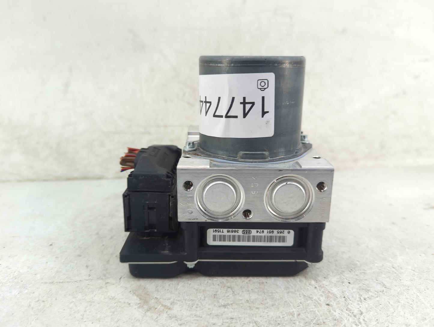 2013-2015 Bmw X1 ABS Pump Control Module Replacement P/N:0265239286 34516768550-01, 0265951974 Fits Fits 2013 2014 2015 OEM 