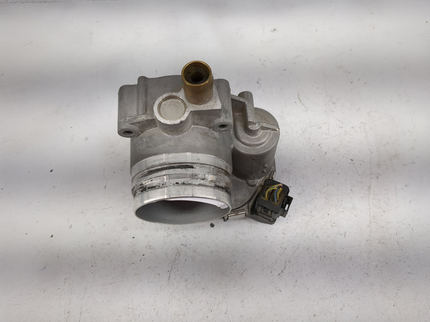 2012-2015 Bmw X1 Throttle Body P/N:13547588625-03 A2C83786800 Fits Fits 2012 2013 2014 2015 2016 2017 2018 OEM Used Auto Par
