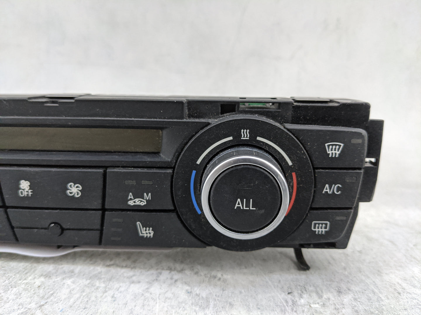 2012-2015 Bmw X1 Climate Control Module Temperature AC/Heater Replacement P/N:64119292262-02 6411 9292262-02 Fits OEM Used A