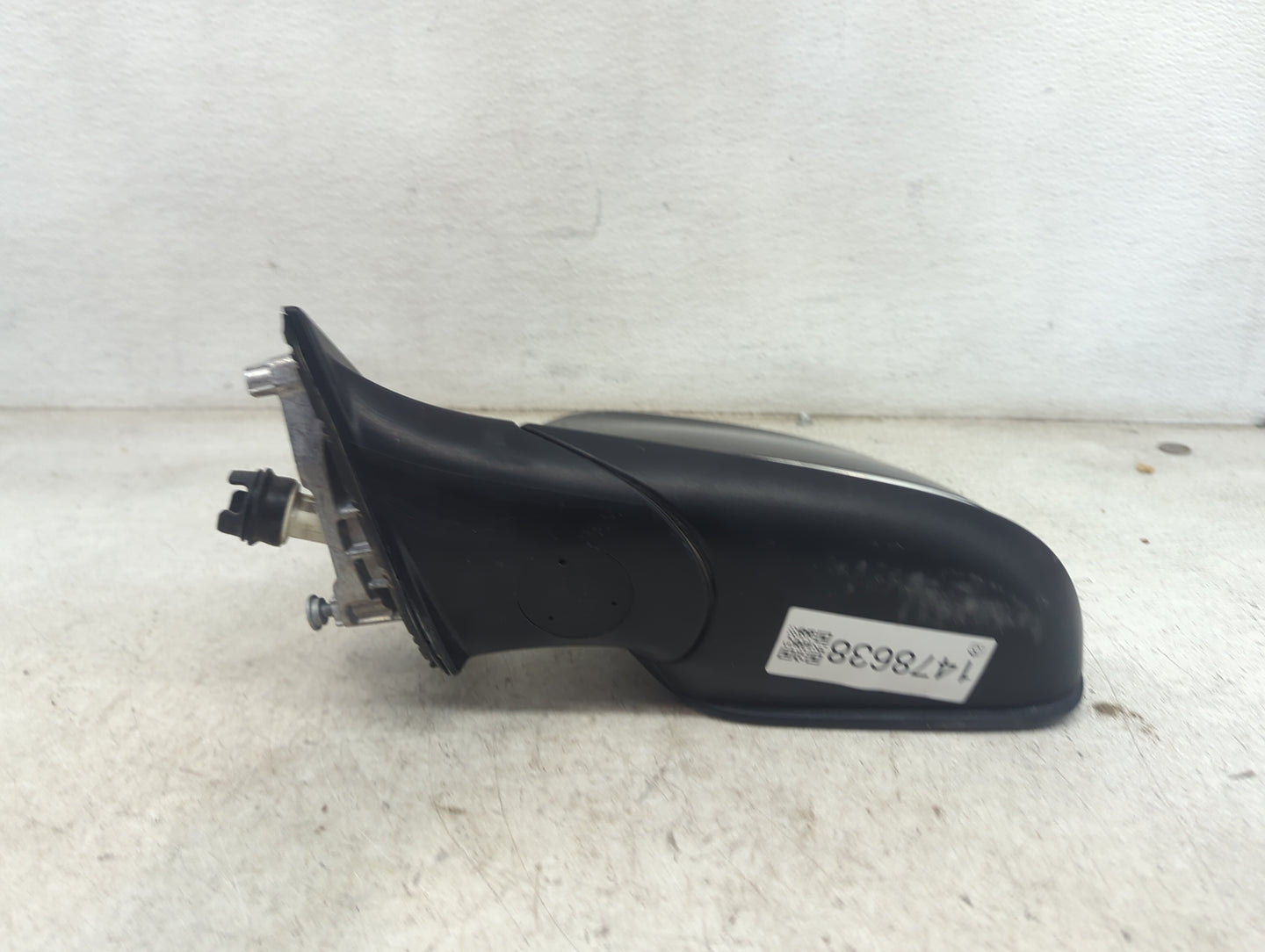 2013-2015 Bmw X1 Driver Side View Mirror - Left Door Mirror OEM Used - Oemusedautoparts1.com
