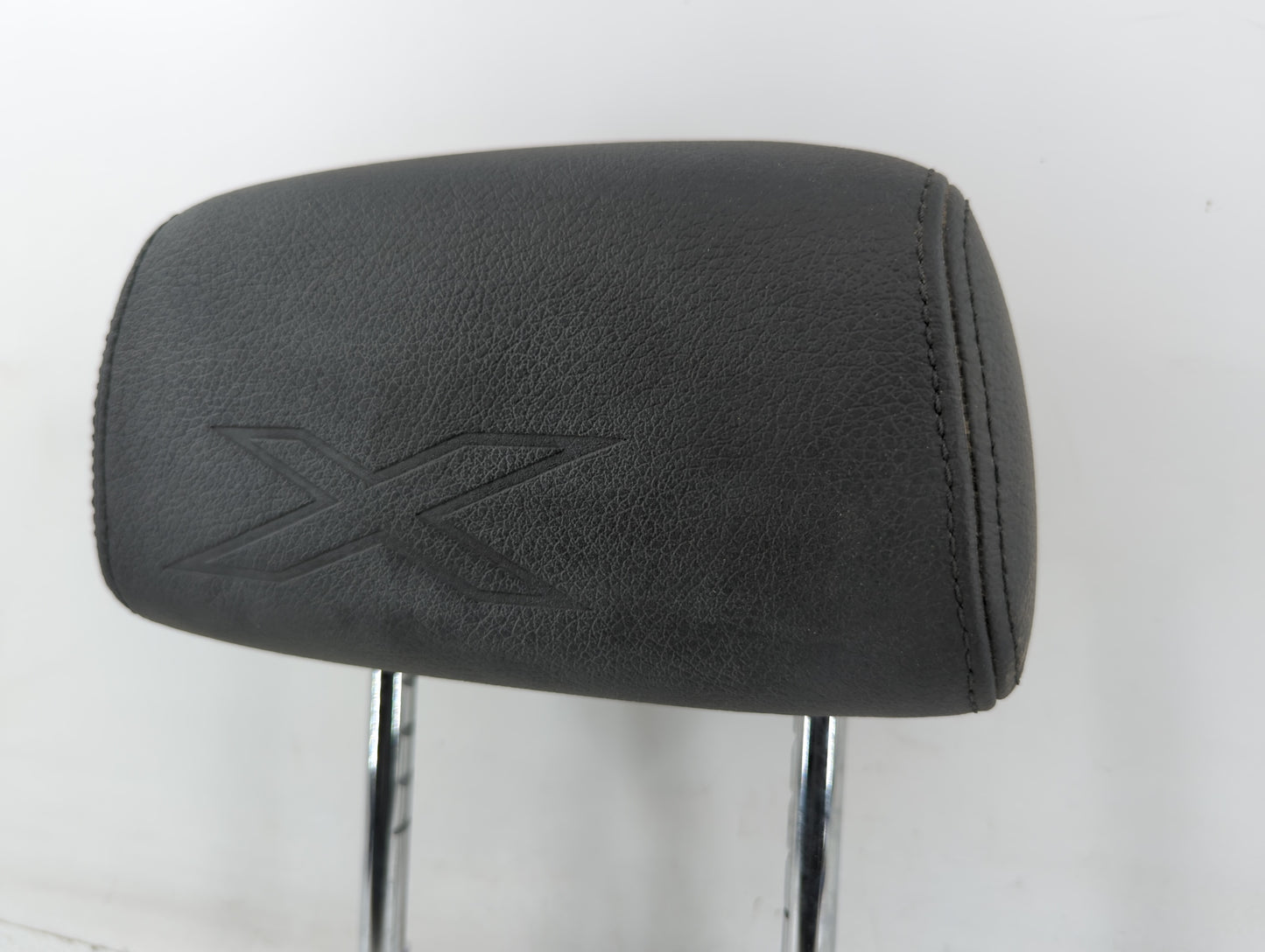2012-2015 Bmw X1 Headrest Head Rest Rear Seat Fits Fits 2012 2013 2014 2015 OEM Used Auto Parts - Oemusedautoparts1.com