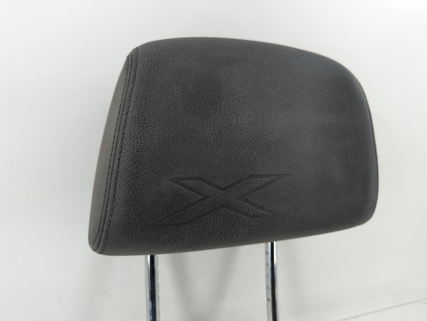 2012-2015 Bmw X1 Headrest Head Rest Rear Seat Fits Fits 2012 2013 2014 2015 OEM Used Auto Parts - Oemusedautoparts1.com