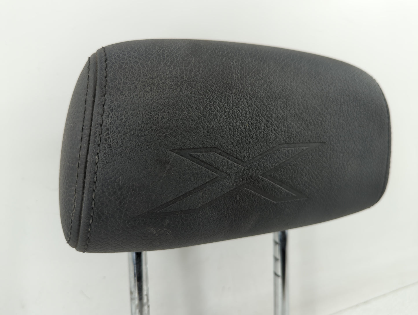 2012-2015 Bmw X1 Headrest Head Rest Rear Seat Fits Fits 2012 2013 2014 2015 OEM Used Auto Parts - Oemusedautoparts1.com