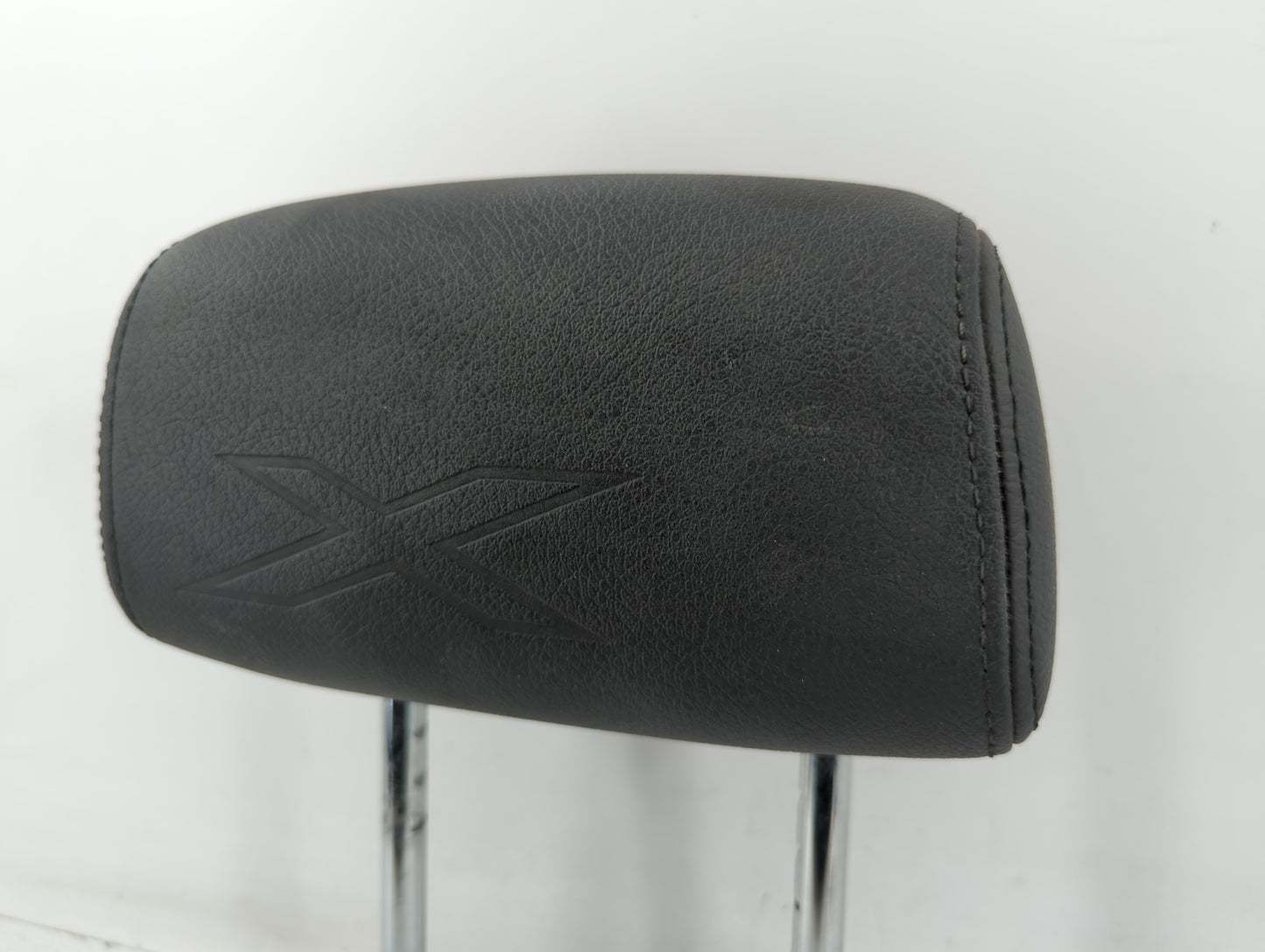 2012-2015 Bmw X1 Headrest Head Rest Rear Seat Fits Fits 2012 2013 2014 2015 OEM Used Auto Parts - Oemusedautoparts1.com