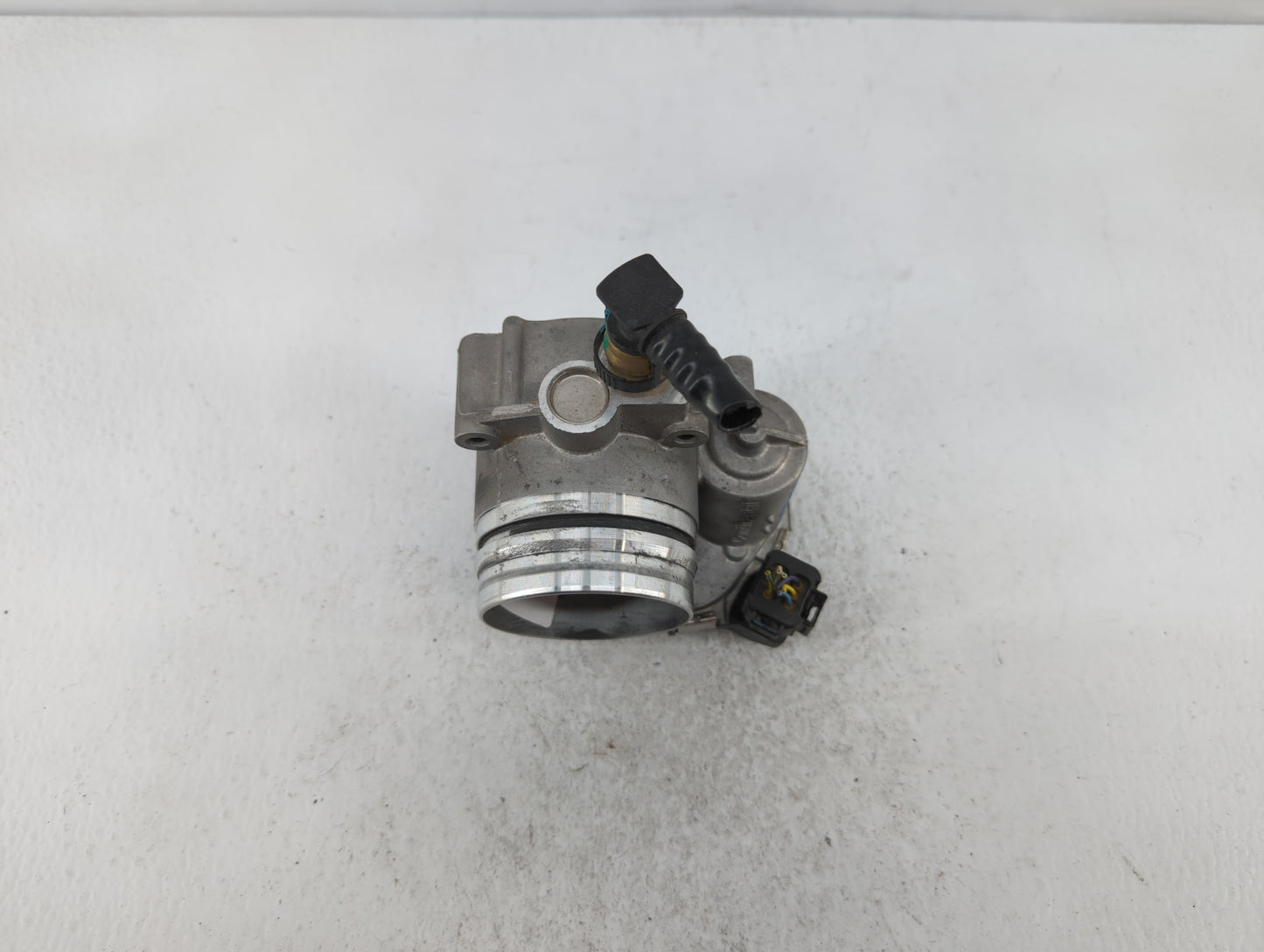 2012-2015 Bmw X1 Throttle Body P/N:1354 7588625-03 A2C53355204 Fits Fits 2012 2013 2014 2015 2016 2017 2018 OEM Used Auto Pa